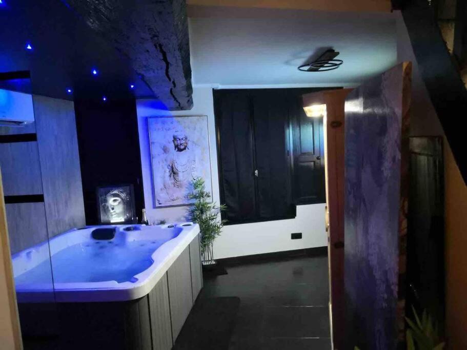 Loveroom La Parenthese D 'Auxerre Exterior foto